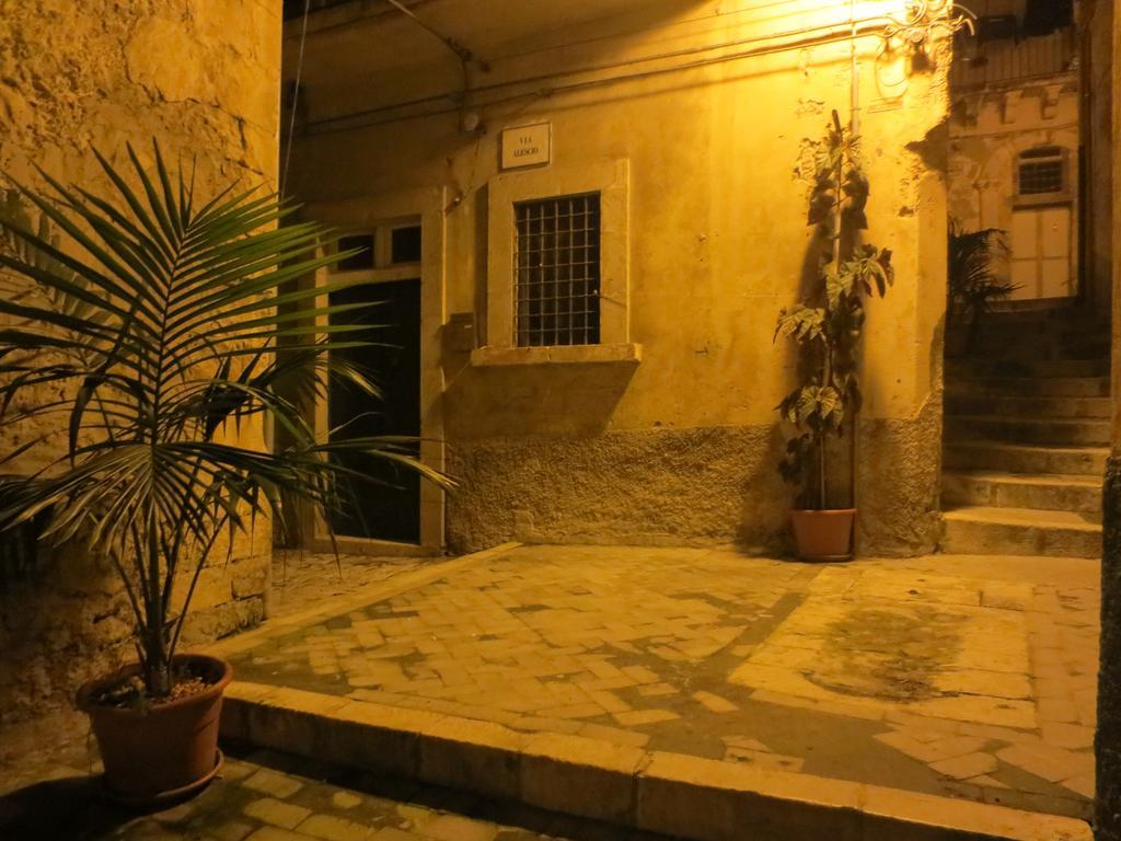 La Casa Di Giada Villa Modica Cameră foto