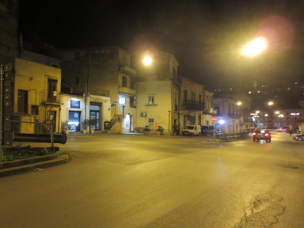 La Casa Di Giada Villa Modica Cameră foto
