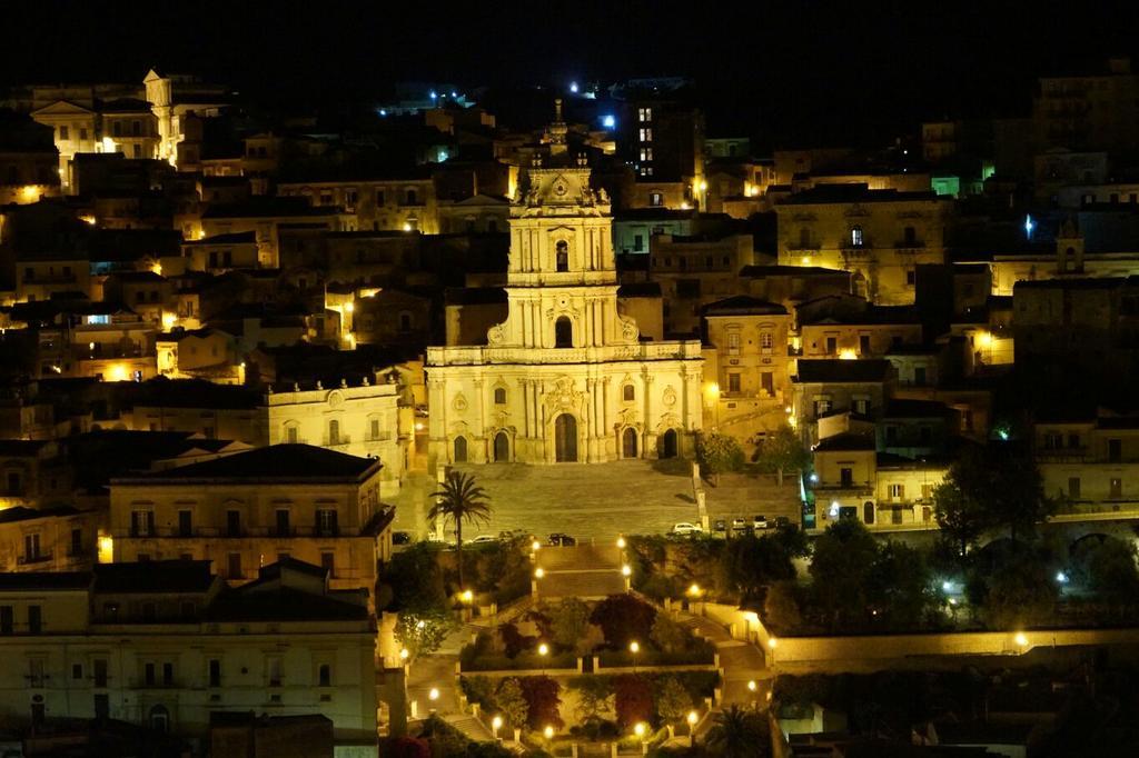 La Casa Di Giada Villa Modica Exterior foto